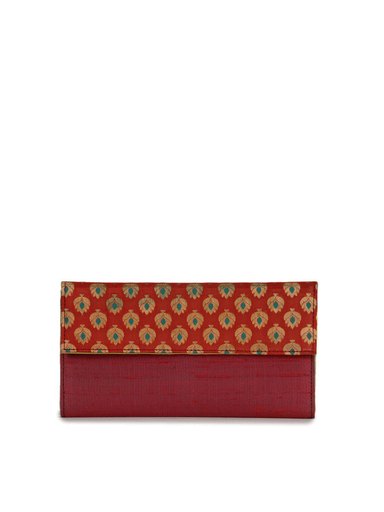 Pitaraa Women Maroon Purse